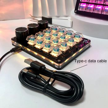 Customizable 16Key Macro Keyboards with 3 Rotary Knobs for Efficient Gaming and Graphics Design